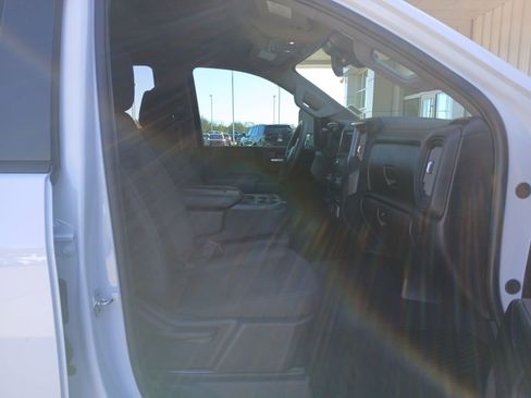 Certified 2025 Chevrolet Silverado 2500 Custom w/ Custom Value Package image 28