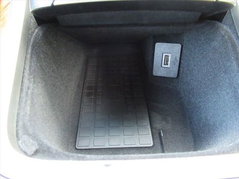 Used 2019 Lincoln Nautilus Reserve FWD image 23