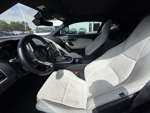 Used 2019 Jaguar F-TYPE Coupe RWD image 5