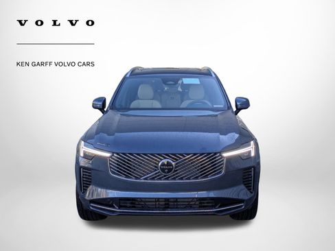 New 2026 Volvo XC90 B6 Plus w/ Protection Package Premier image 9