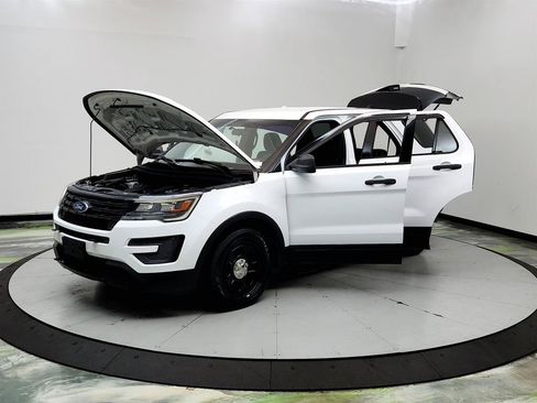 Used 2019 Ford Explorer 4WD Police Interceptor image 9
