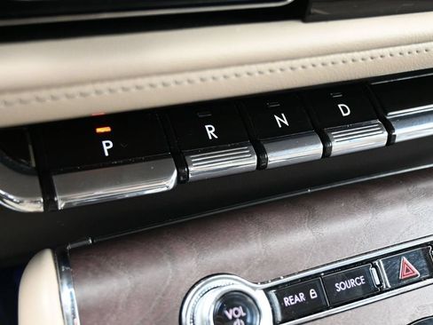 Used 2023 Lincoln Aviator Reserve w/ Equipment Group 201A RWD image 24