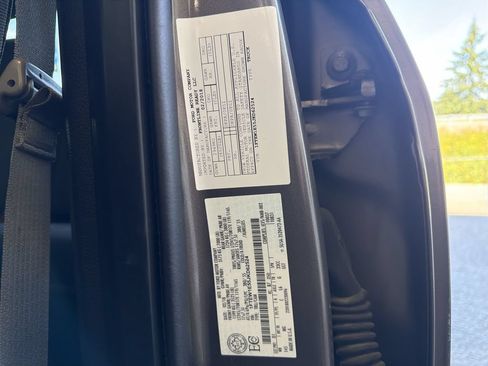 Used 2018 Ford F150 XLT w/ Equipment Group 301A Mid AWD/4WD image 32