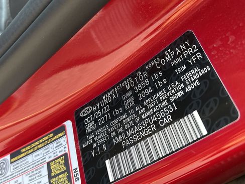 Certified 2023 Hyundai Elantra SEL image 23