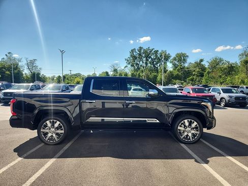 Used 2022 Toyota Tundra Capstone AWD/4WD image 7