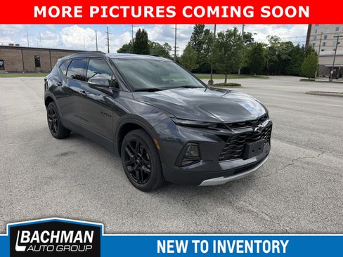 Used 2022 Chevrolet Blazer LT FWD image 2