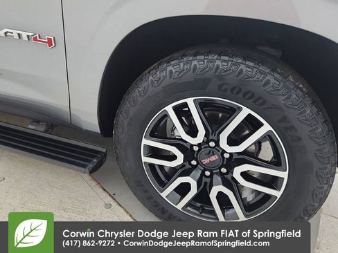 Used 2024 GMC Yukon XL AT4 w/ AT4 Premium Package image 35