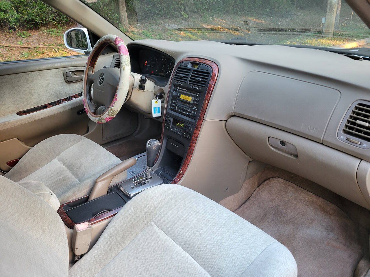 Used 2004 Kia Optima FWD image 9