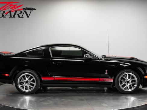 Used 2009 Ford Mustang Shelby GT500 RWD image 6