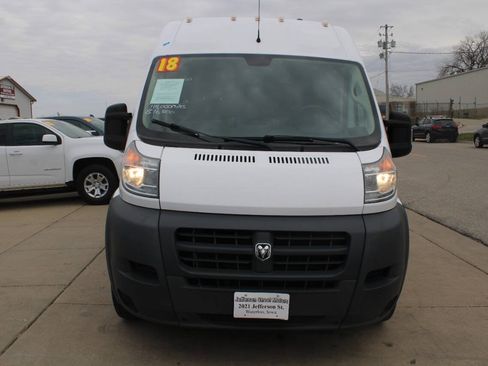 Used 2018 RAM ProMaster 2500 FWD image 2