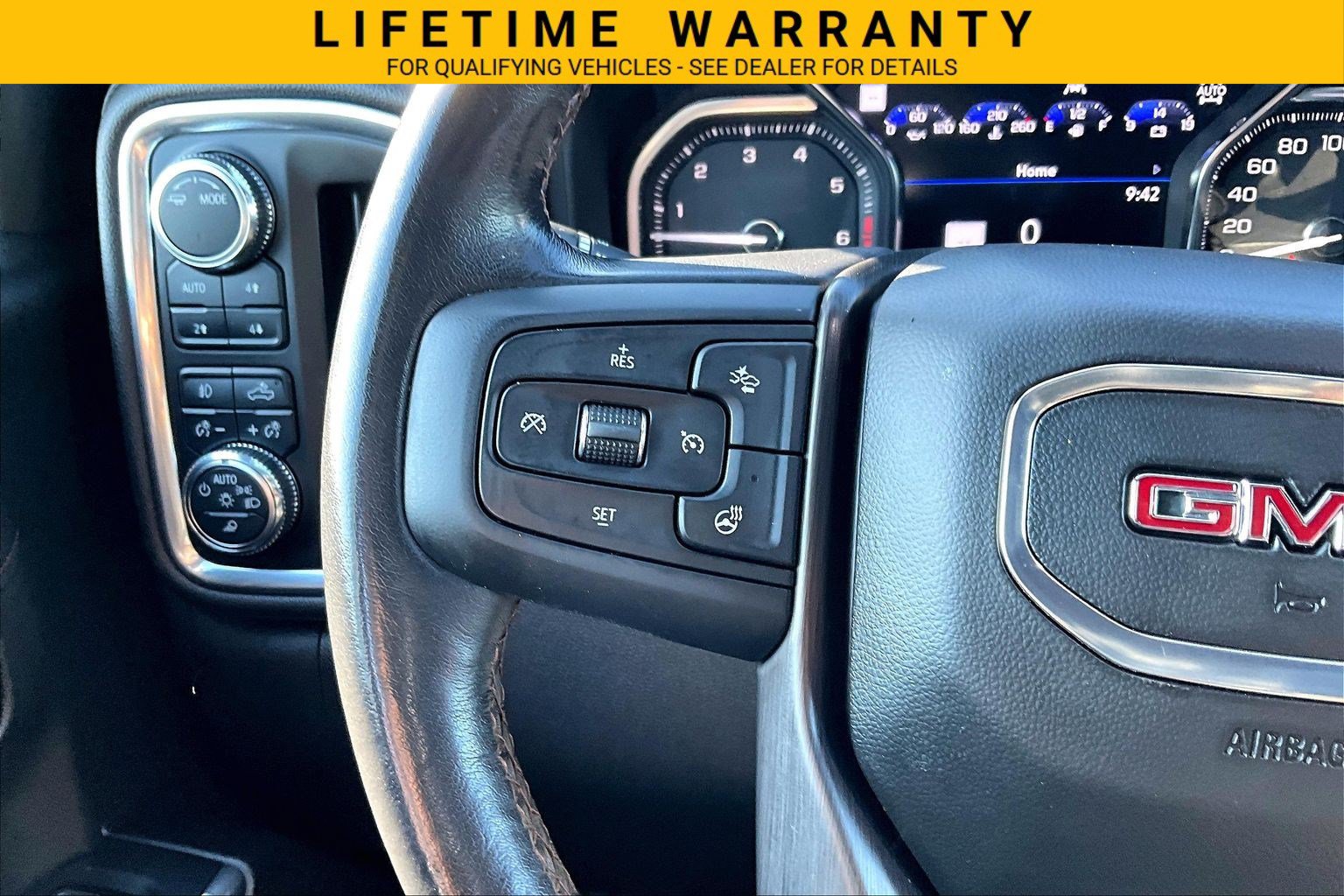 Certified 2022 GMC Sierra 1500 AT4 w/ AT4 Carbonpro Edition AWD/4WD image 24