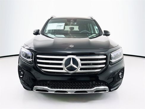 New 2026 Mercedes-Benz GLB 250 4MATIC image 2