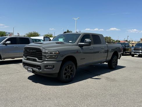 New 2026 RAM 2500 Laramie w/ Night Edition AWD/4WD image 2