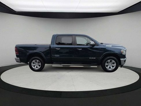 Used 2021 RAM 1500 Laramie AWD/4WD image 9