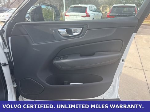 Certified 2025 Volvo XC60 B5 Plus image 10