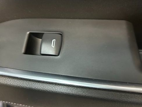 Used 2022 GMC Sierra 1500 Elevation w/ X31 Off-Road Package image 31