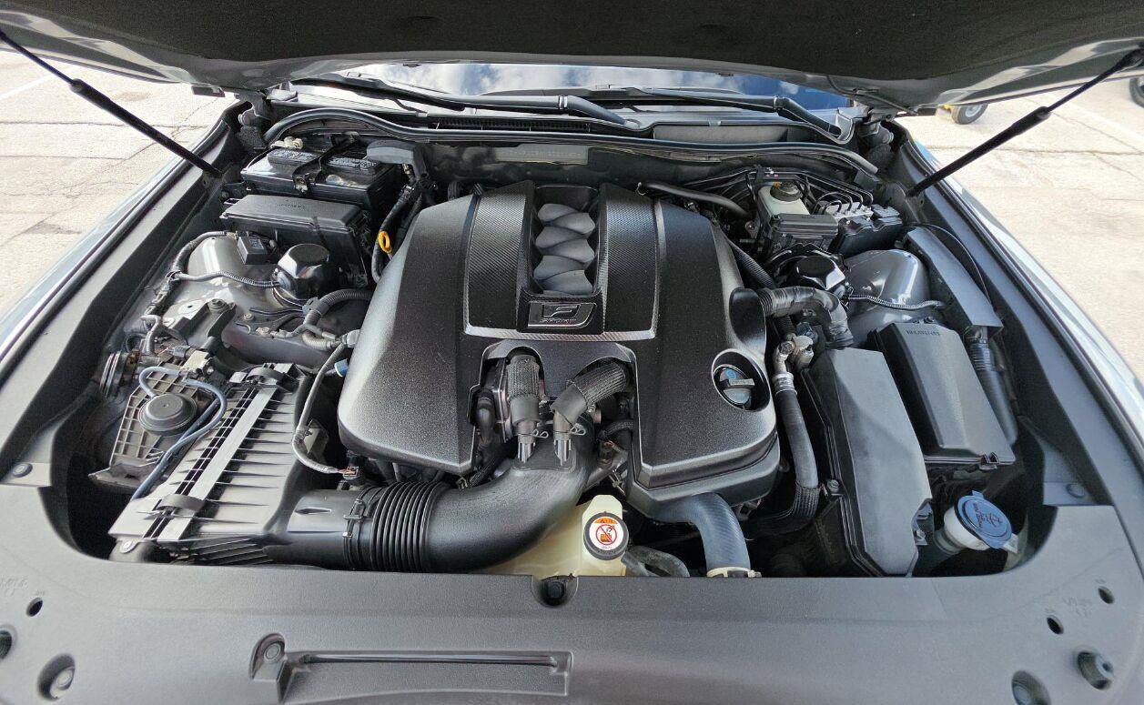 Used 2022 Lexus IS 500 w/ Accessory Package RWD image 7