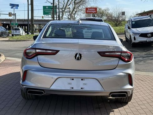 Certified 2025 Acura TLX w/ Technology Package image 5