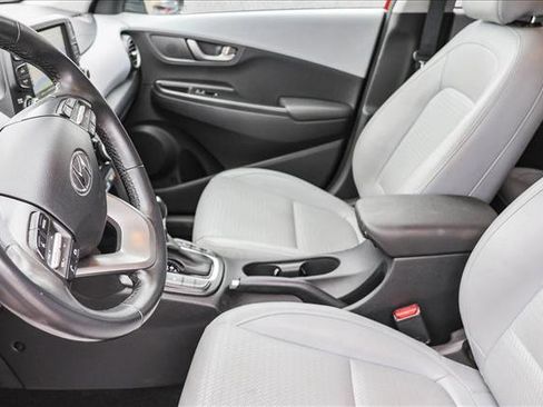 Used 2020 Hyundai Kona Ultimate image 11