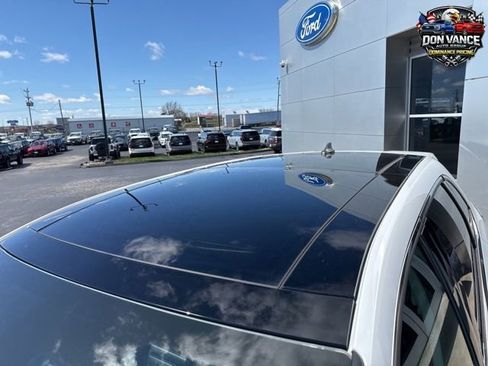 Used 2024 Ford Edge SEL w/ Convenience Package AWD/4WD image 8