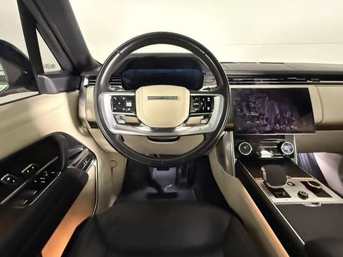 Used 2023 Land Rover Range Rover Long Wheelbase SE AWD/4WD image 16