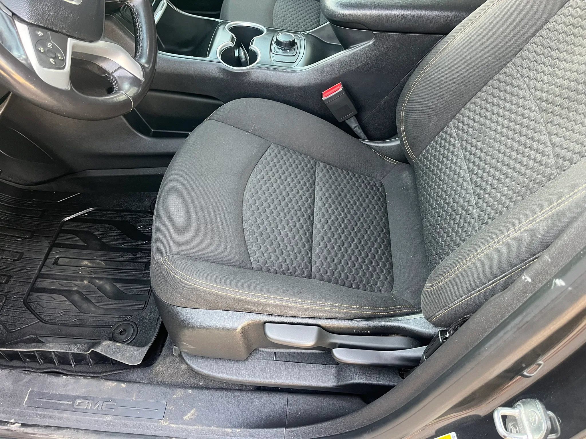 Used 2021 GMC Terrain SLE FWD image 12
