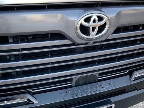 Used 2024 Toyota Tundra Limited image 29