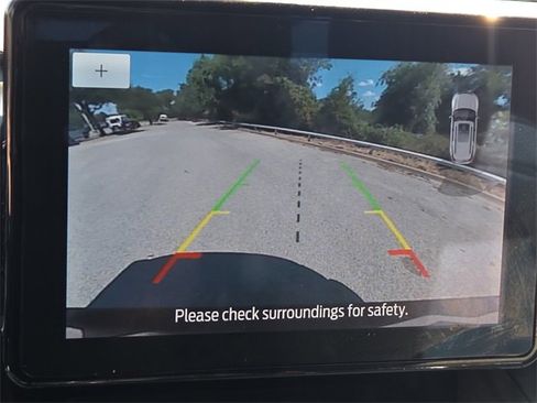 Certified 2022 Ford Explorer XLT w/ Equipment Group 202A image 20