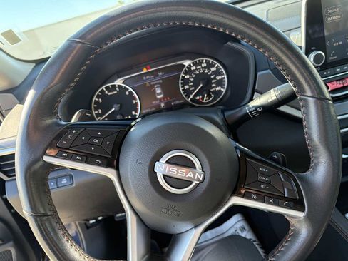 Used 2024 Nissan Altima 2.5 SR image 21