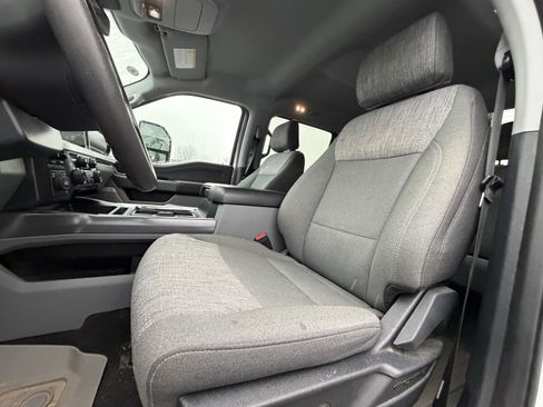 Used 2024 Ford F250 XLT w/ Black Appearance Package image 24