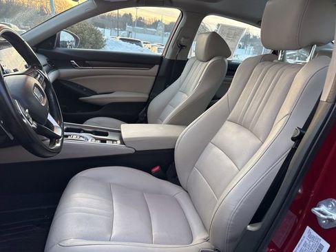 Used 2021 Honda Accord Touring image 24