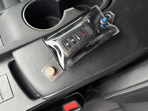 Used 2019 Lexus IS 300 F Sport w/ F Sport Package AWD/4WD image 21