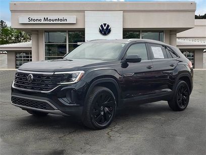 Certified 2025 Volkswagen Atlas Cross Sport SE w/ Panoramic Sunroof Package