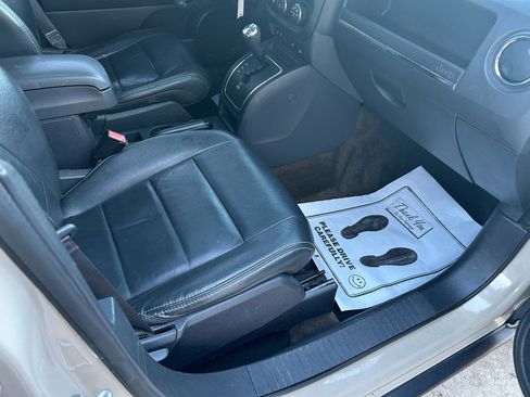 Used 2017 Jeep Patriot High Altitude image 12