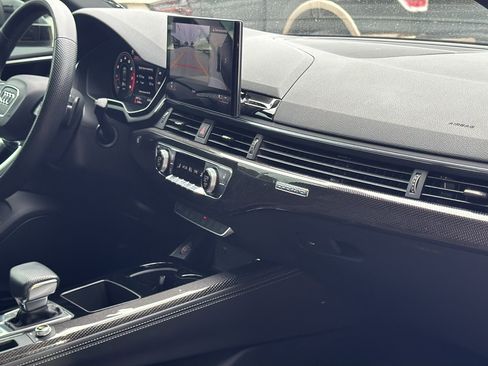 Used 2022 Audi S4 Premium Plus w/ Premium Plus Package image 29