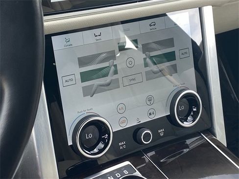 Used 2021 Land Rover Range Rover image 17