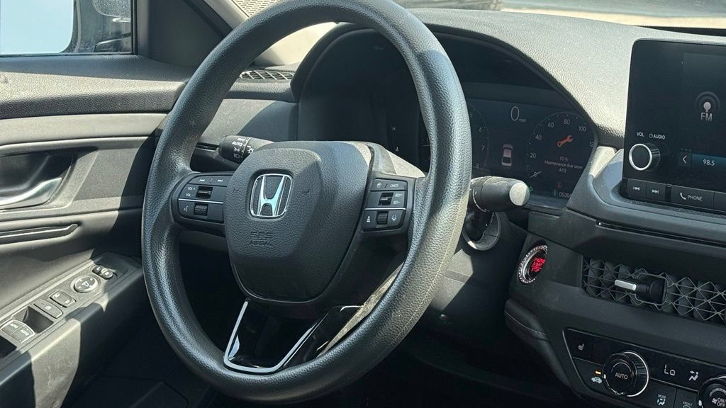 Used 2023 Honda Accord EX image 9