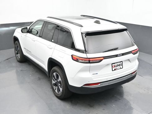 Used 2024 Jeep Grand Cherokee Limited 4xe AWD/4WD image 39