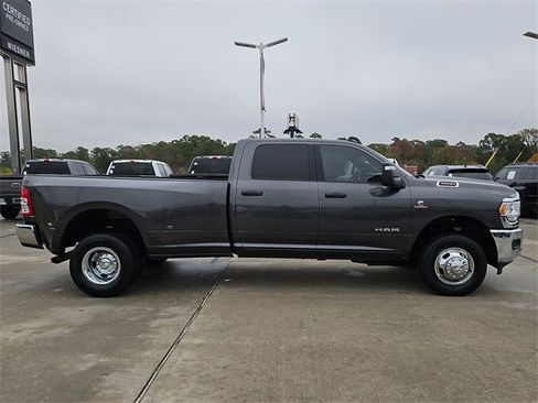 Used 2023 RAM 3500 Big Horn w/ Level 1 Equipment Group image 7