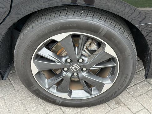 Used 2022 Honda Odyssey Elite image 35