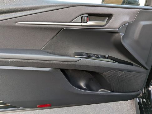 Used 2025 Toyota Camry LE image 11