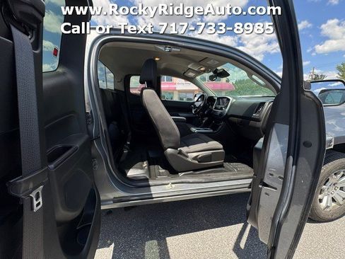 Used 2022 Chevrolet Colorado LT w/ Fleet Safety Package RWD image 13
