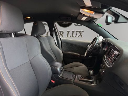 Used 2019 Dodge Charger Scat Pack w/ Stars & Stripes Edition RWD image 15