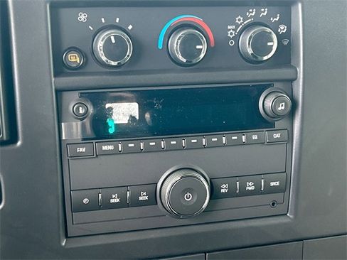 New 2025 Chevrolet Express 3500 Extended image 13