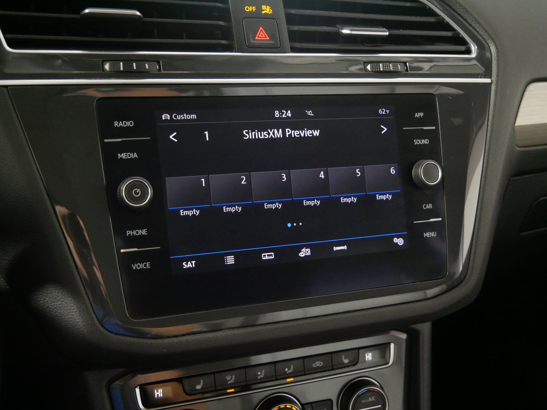 Used 2019 Volkswagen Tiguan SE AWD/4WD image 22
