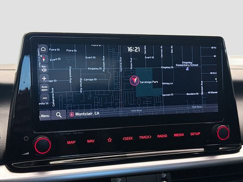 Used 2022 Kia Forte GT image 9