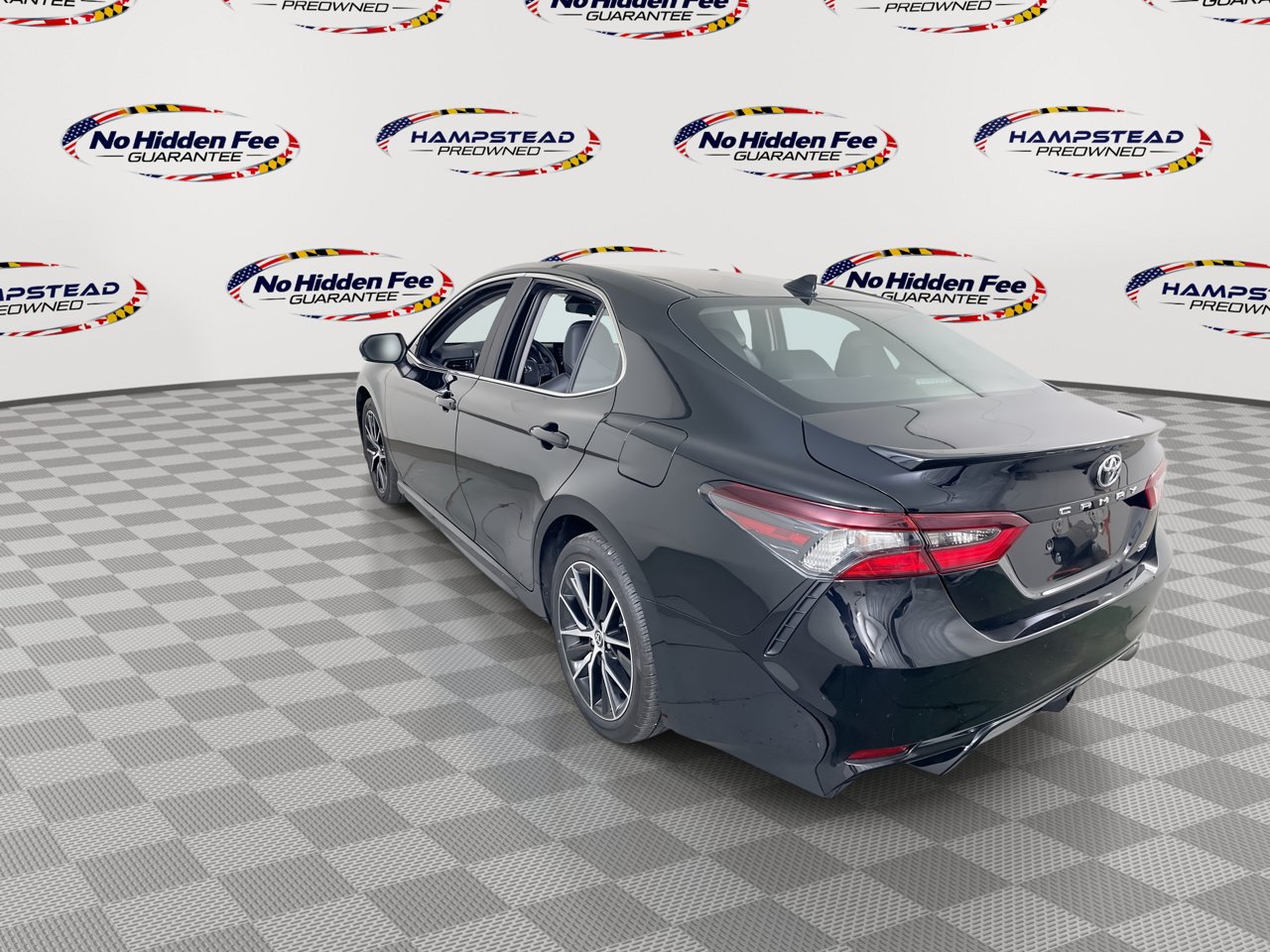 Used 2023 Toyota Camry SE FWD image 7