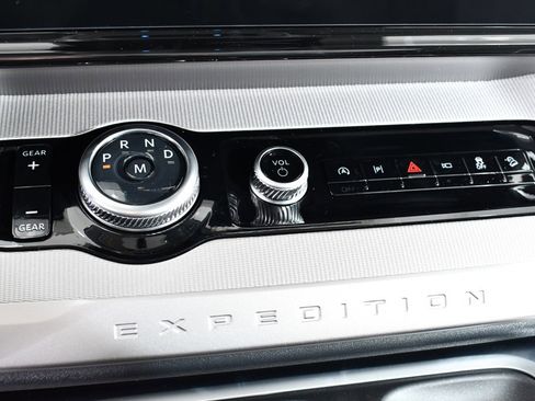 New 2026 Ford Expedition Max Active image 32