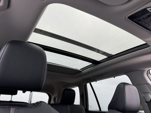 New 2026 Toyota Grand Highlander AWD image 3
