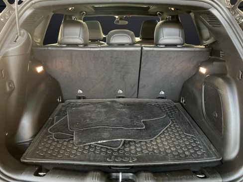 Used 2022 Jeep Compass High Altitude image 16